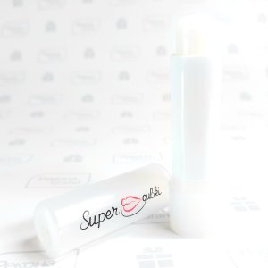 Эффективный постпроцедурный уход и рекламный инструмент: помады для Super gubki